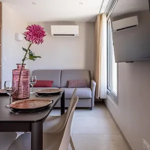 https://at-home-in-clermont.hotels-rhonealpes.com